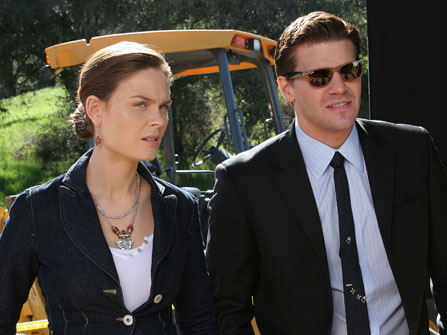 Bones: The Man with the Bone | Season 1 | Episode 18