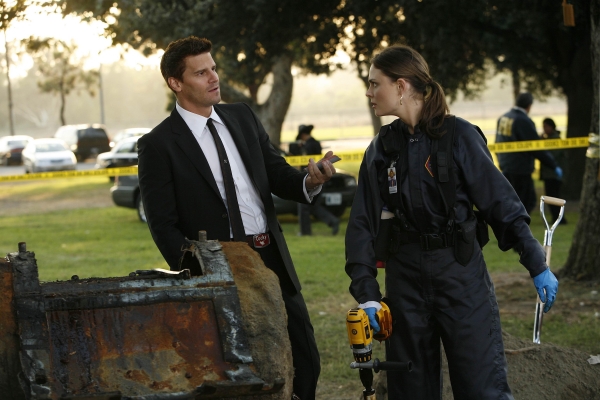 Bones: Boy in the Time Capsule | Season 3 | Episode 7