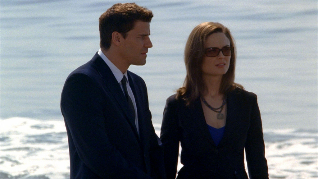 Bones: The He in the She | Season 4 | Episode 6