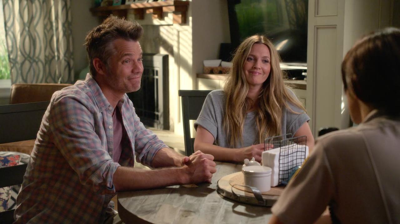 Santa Clarita Diet: Strange or Just Inconsiderate? | Season 1 | Episode 7