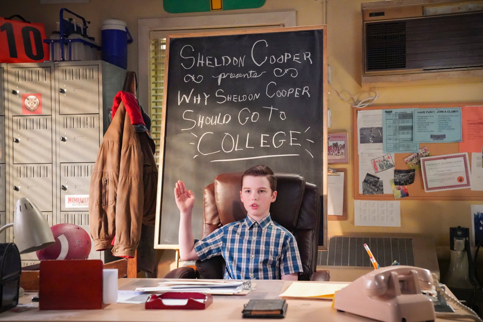 Young Sheldon: A Secret Letter and a Lowly Disc of Processed Meat | Season 3 | Episode 21