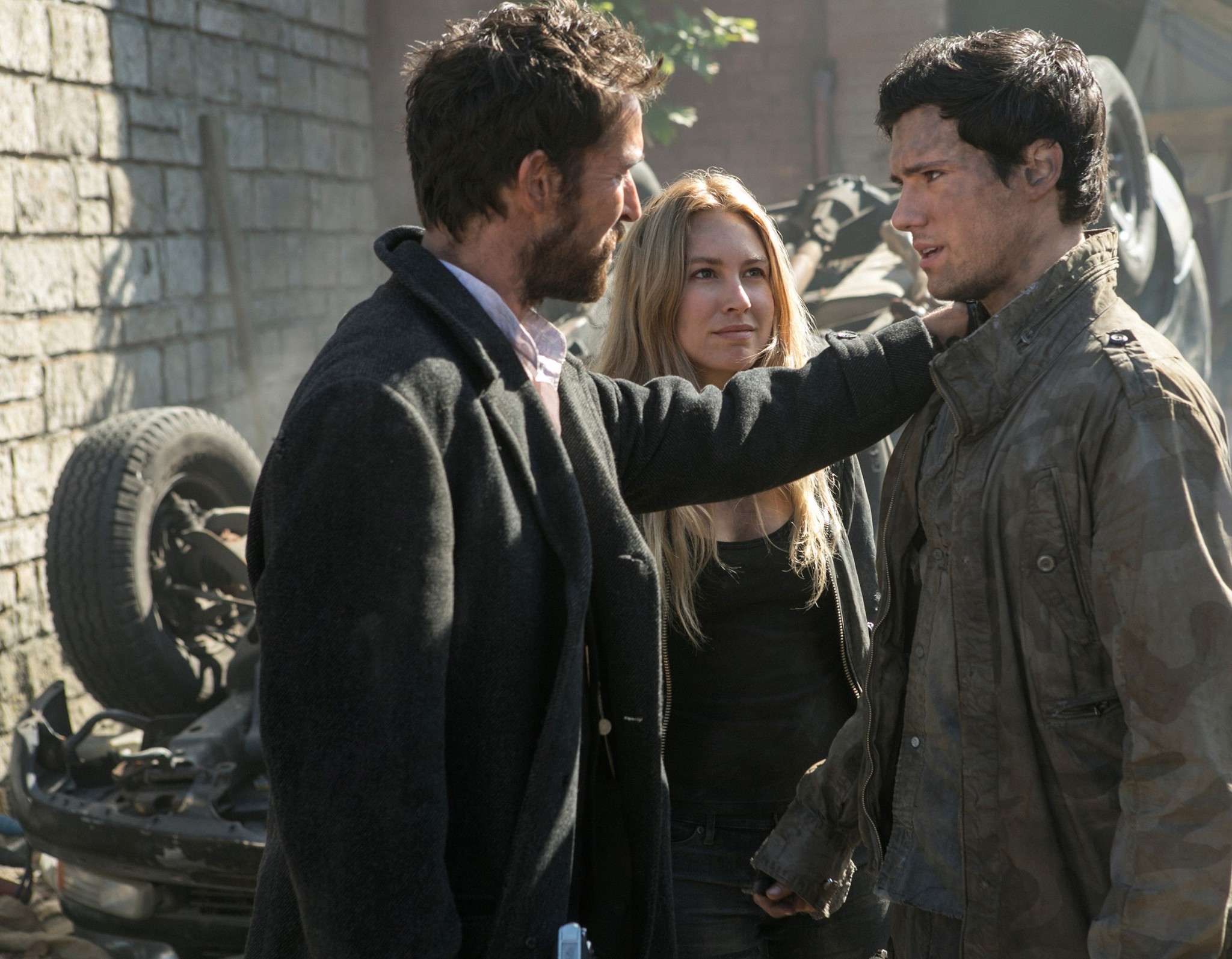 Falling Skies: At All Costs | Season 3 | Episode 4