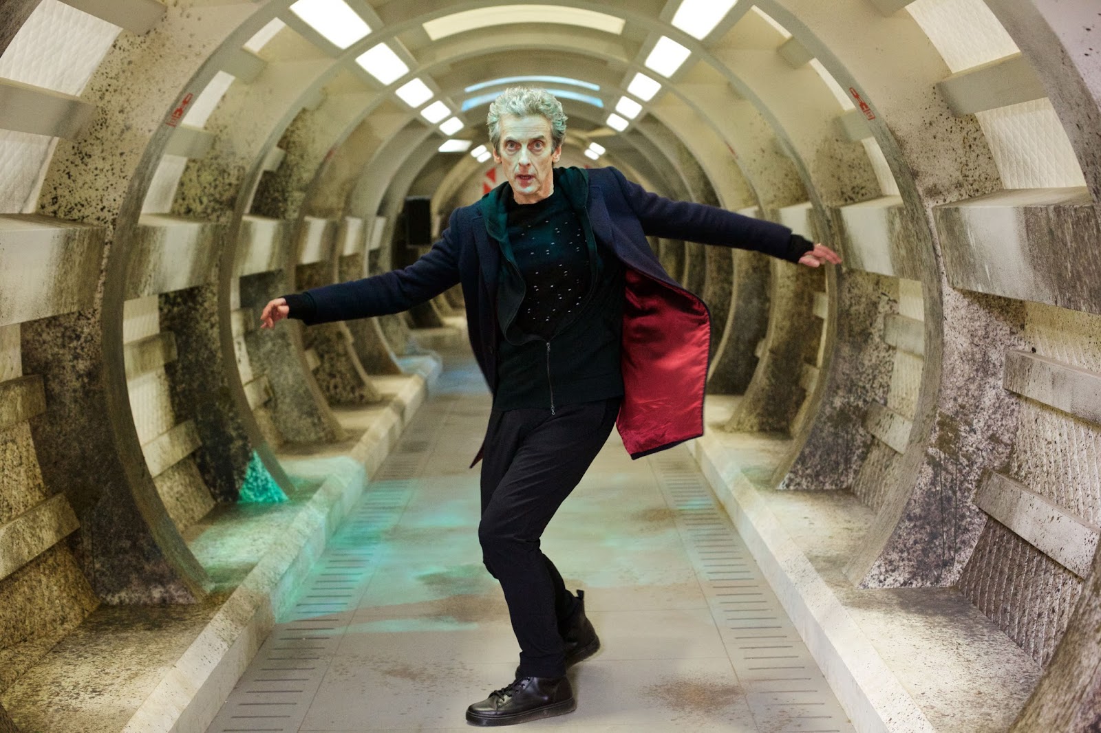 Doctor Who: Under the Lake | Season 9 | Episode 3
