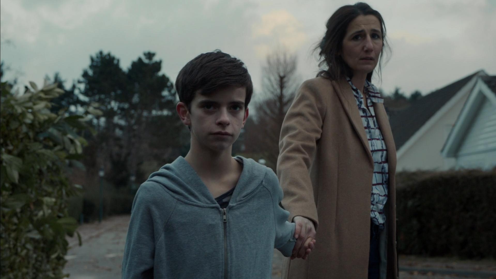 Les Revenants: Madame Costa | Season 2 | Episode 5