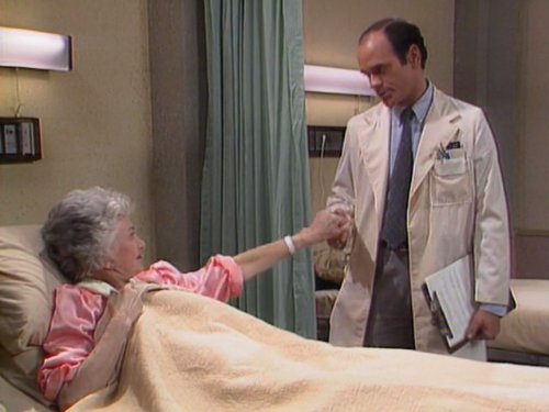 Golden Girls: The Operation | Season 1 | Episode 18