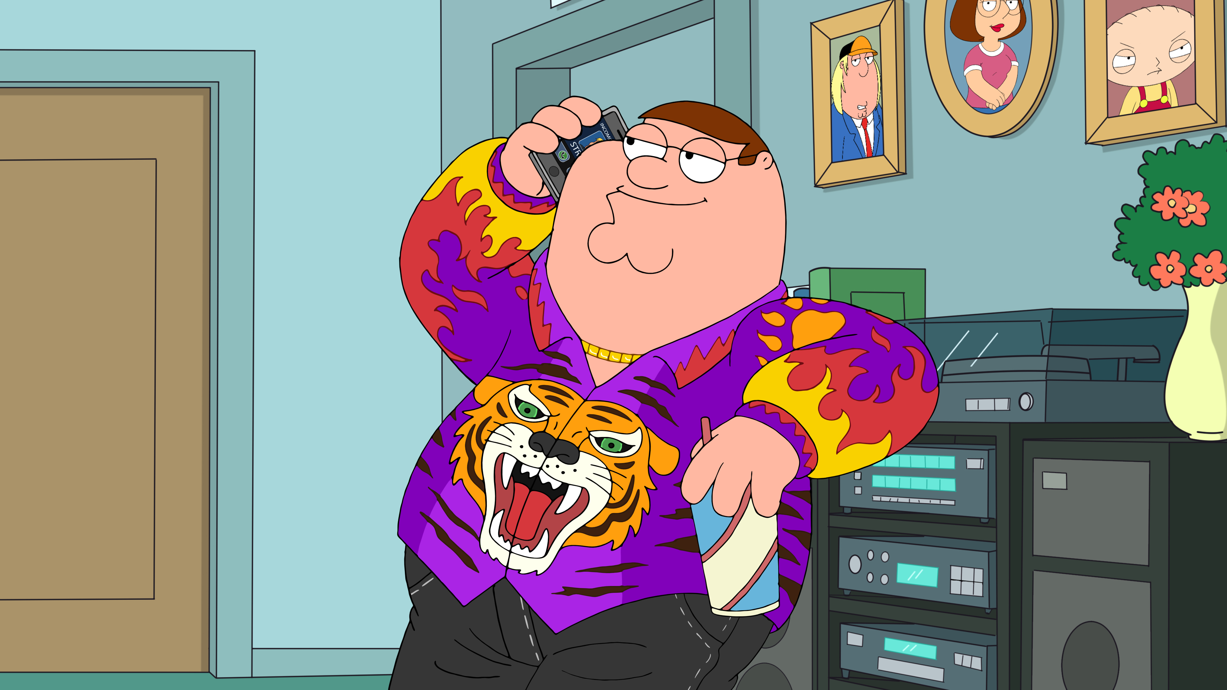 Family Guy: Foxx in the Men House | Season 16 | Episode 2