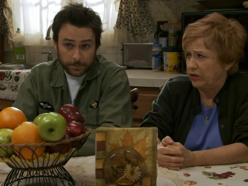 It's Always Sunny in Philadelphia: Mac's Mom Burns Her House Down | Season 6 | Episode 6