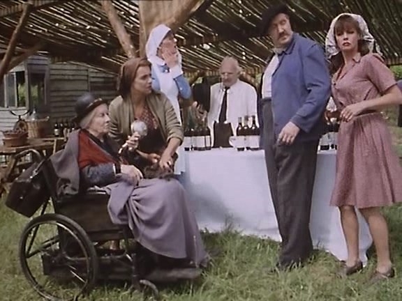 'Allo 'Allo!: The Jet-Propelled Mother-In-Law | Season 4 | Episode 6