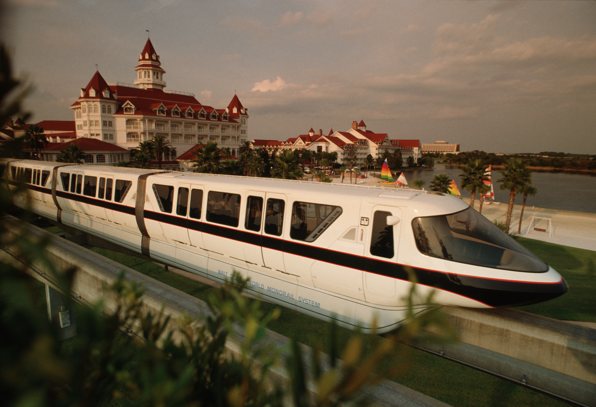 Behind the Attraction: Trains, Trams, and Monorails | Season 1 | Episode 9