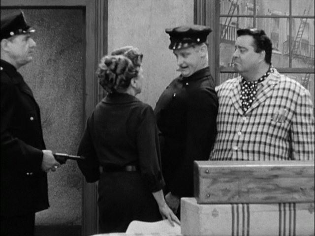 The Honeymooners: Funny Money | Season 1 | Episode 2