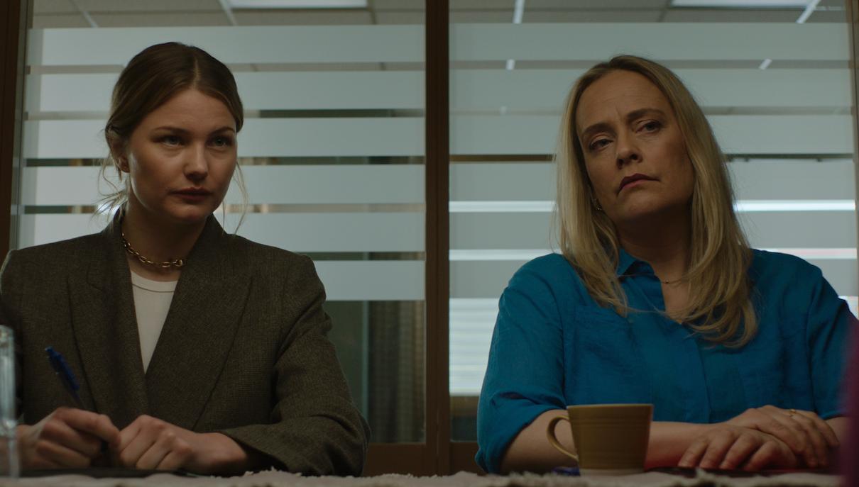 Pørni: German Invasion and Family Therapy | Season 2 | Episode 4