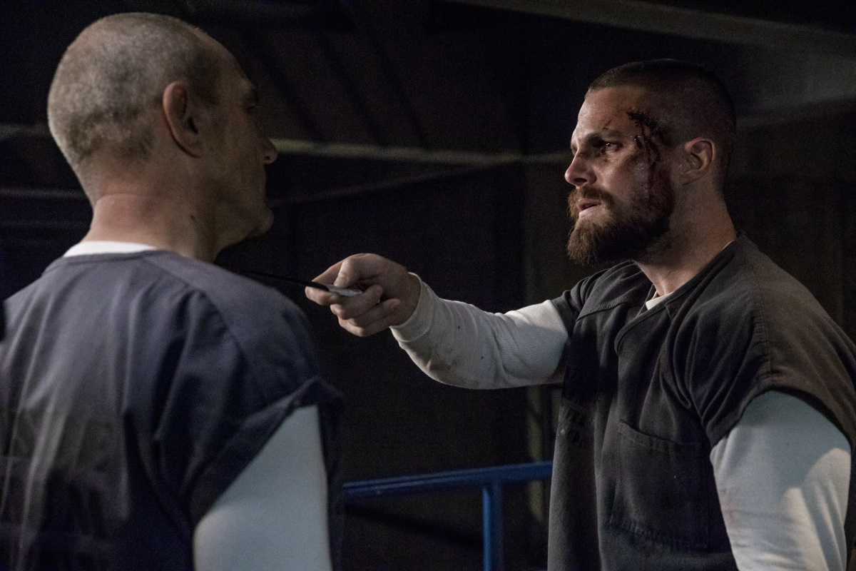 Arrow: Crossing Lines | Season 7 | Episode 3