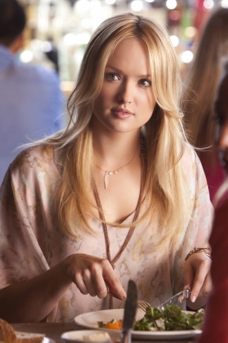 Gossip Girl: Beauty and the Feast | Season 5 | Episode 2