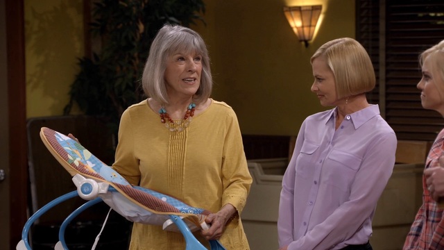 Mom: A Judgy Face and Your Grandma's Drawers | Season 7 | Episode 18
