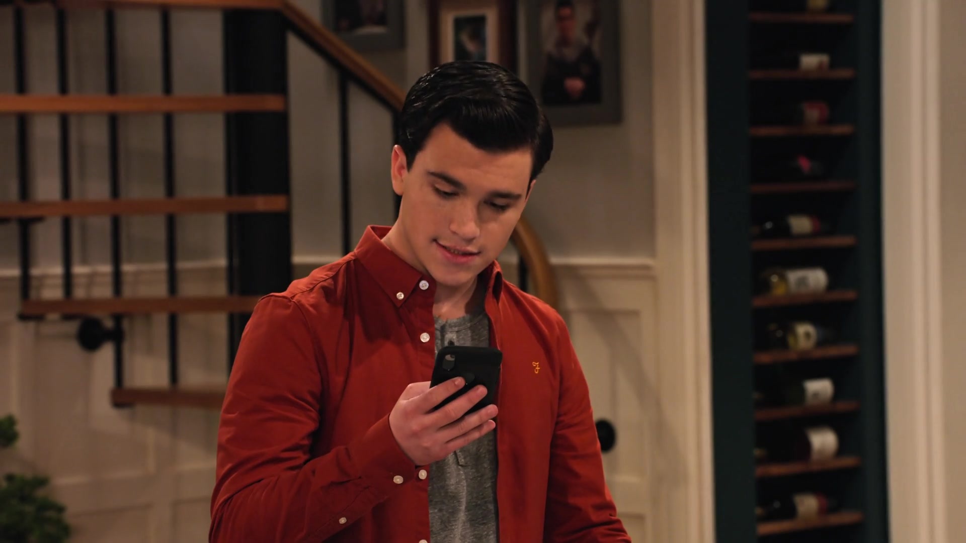 Le secret de Nick: The Charity Mugger | Season 1 | Episode 7