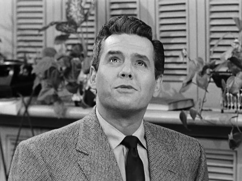 I Love Lucy: Sales Resistance | Season 2 | Episode 17