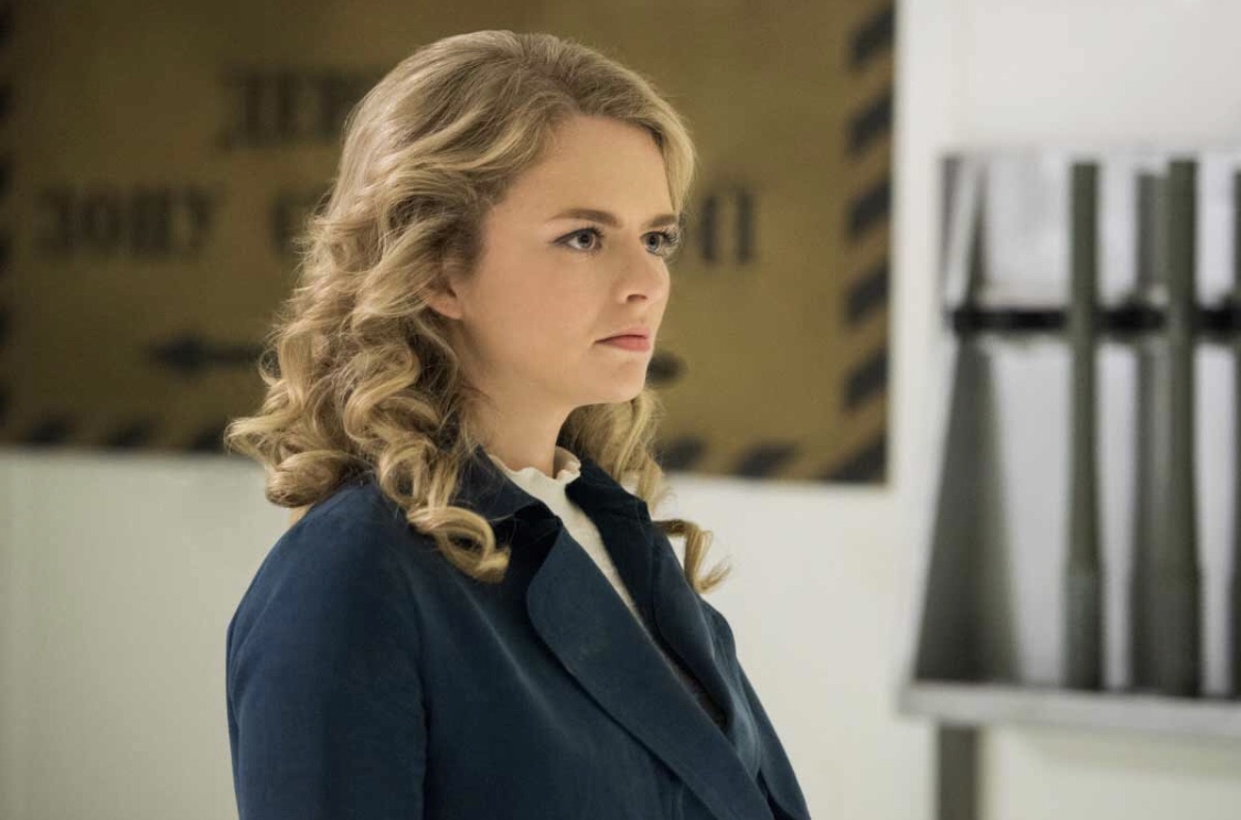 Supergirl: Will the Real Miss Tessmacher Please Stand Up? | Season 4 | Episode 20