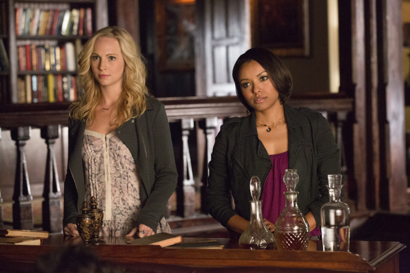 Vampire Diaries: 500 Years of Solitude | Season 5 | Episode 11