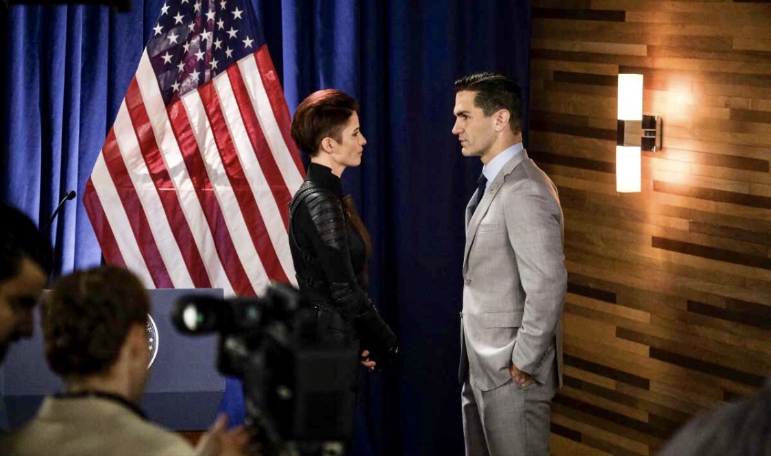 Supergirl: Stand and Deliver | Season 4 | Episode 14