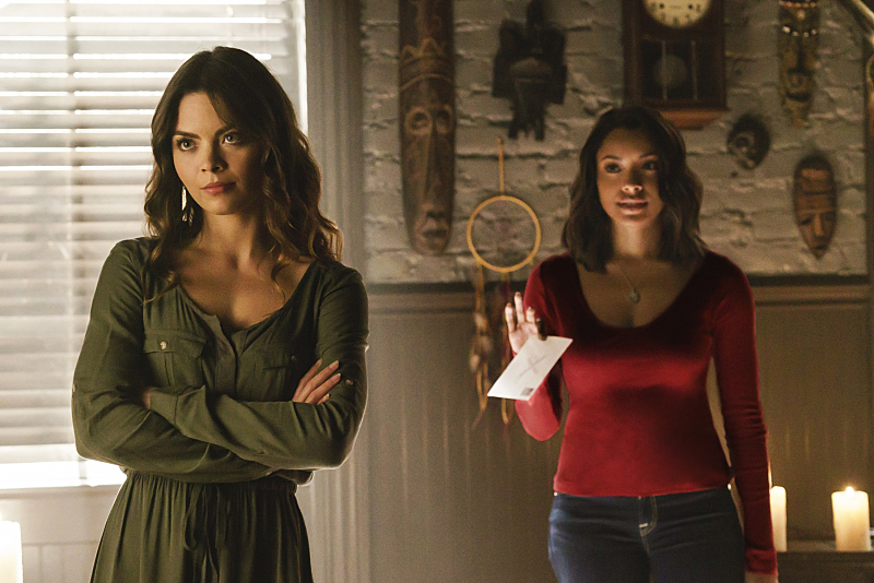 Vampire Diaries: Postcards from the Edge | Season 7 | Episode 12