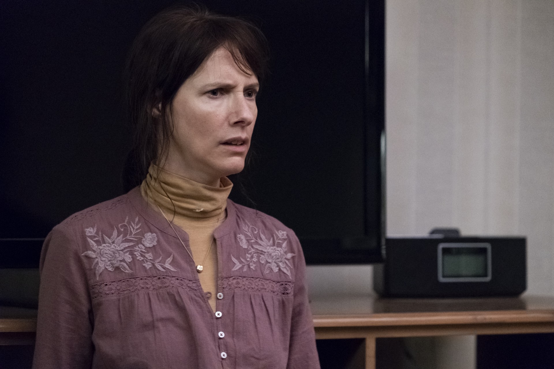 Room 104: Woman in the Wall | Season 2 | Episode 5
