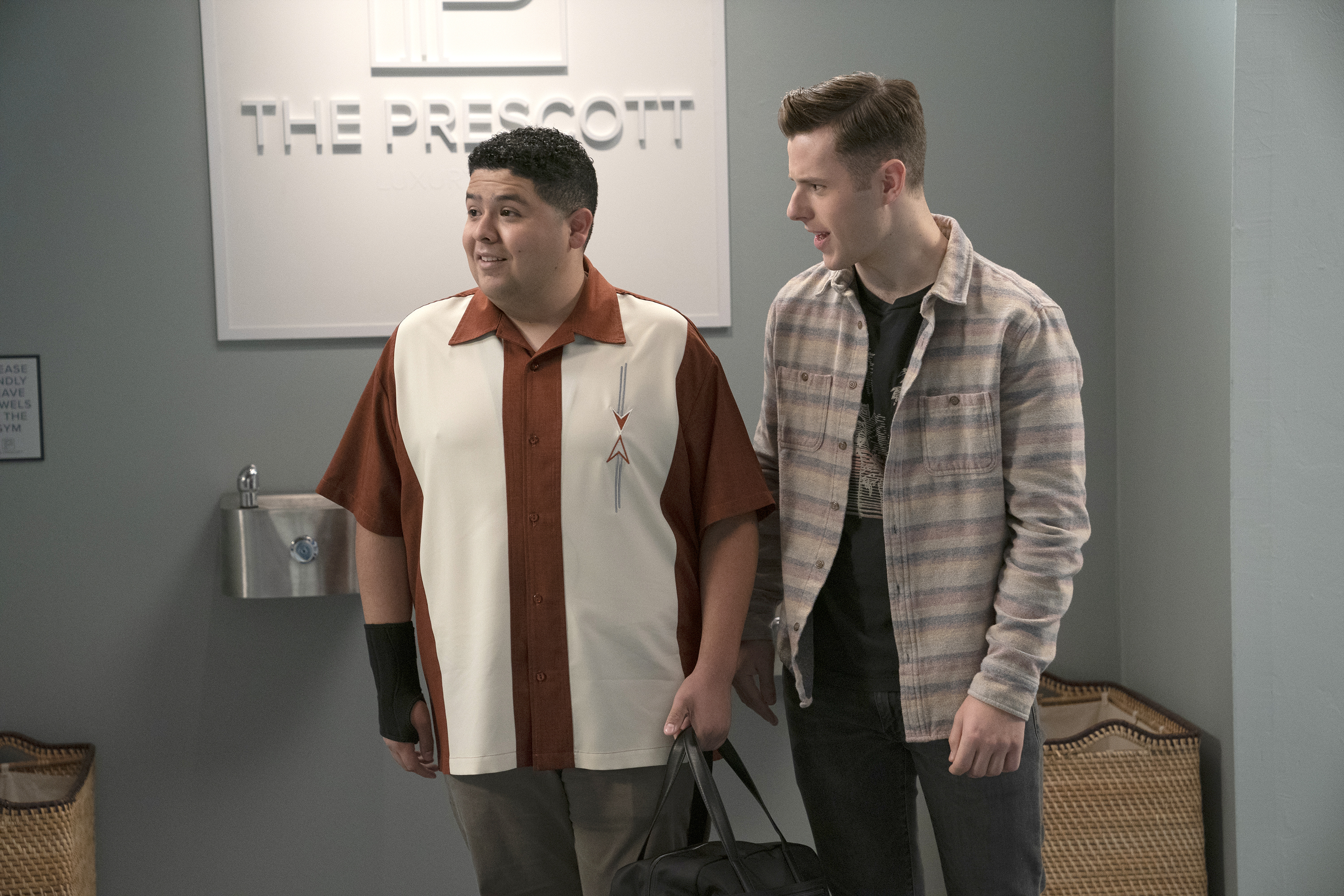 Modern Family: The Prescott | Season 11 | Episode 10