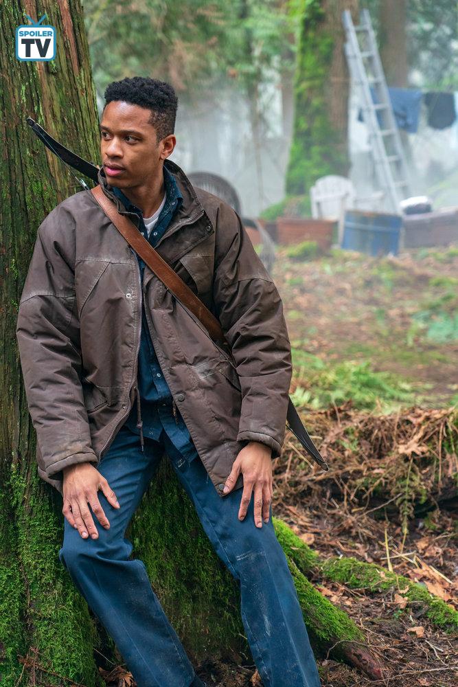 Van Helsing: Rusty Cage | Season 3 | Episode 4