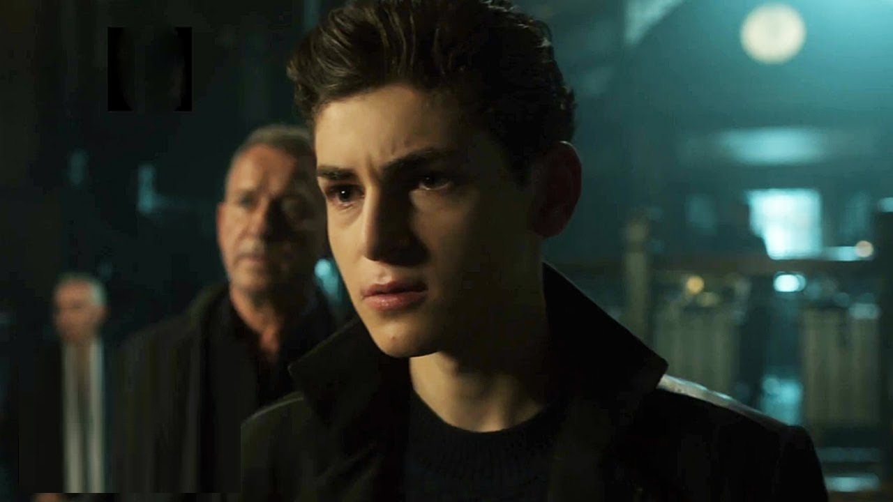 Gotham: Legend of the Dark Knight: 13 Stitches | Season 5 | Episode 6