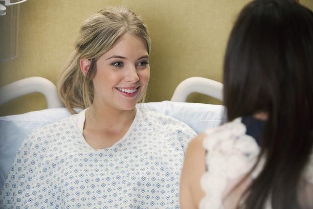 Pretty Little Liars: Moments Later | Season 1 | Episode 11