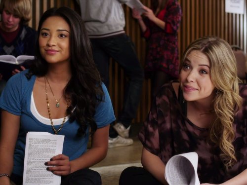 Pretty Little Liars: The Badass Seed | Season 1 | Episode 18