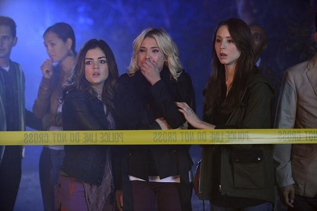 Pretty Little Liars: The Lady Killer | Season 3 | Episode 12