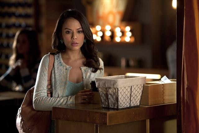 Pretty Little Liars: Mona-Mania | Season 3 | Episode 15