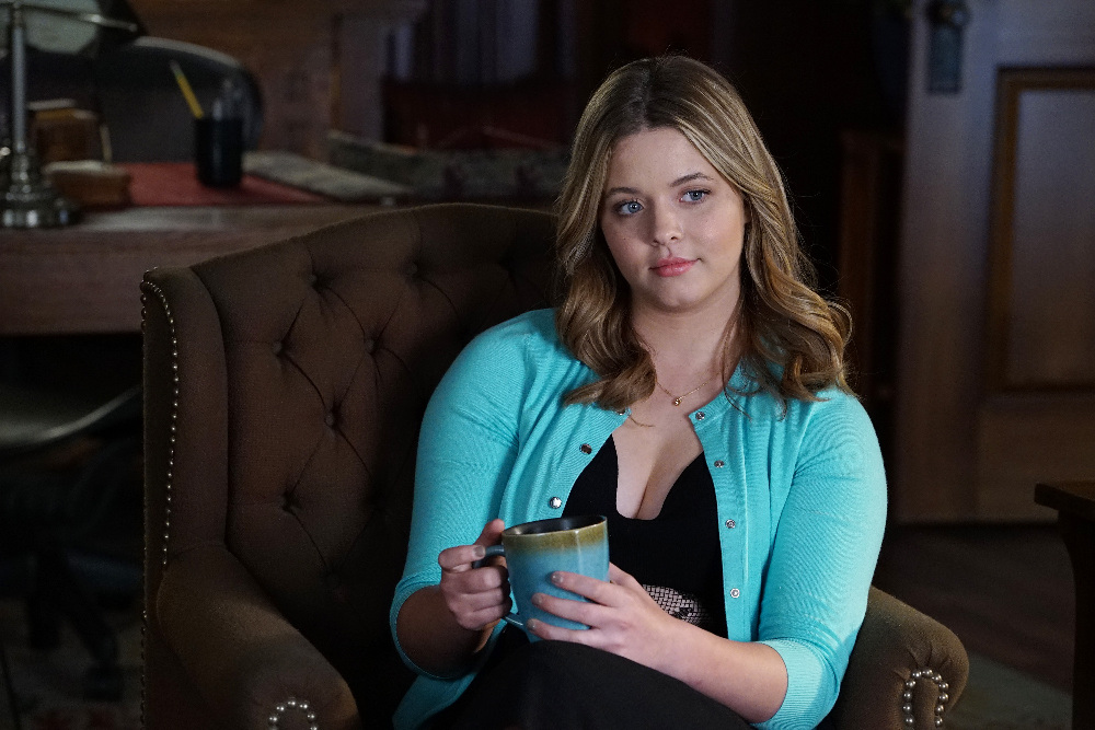 Pretty Little Liars: FrAmed | Season 6 | Episode 8
