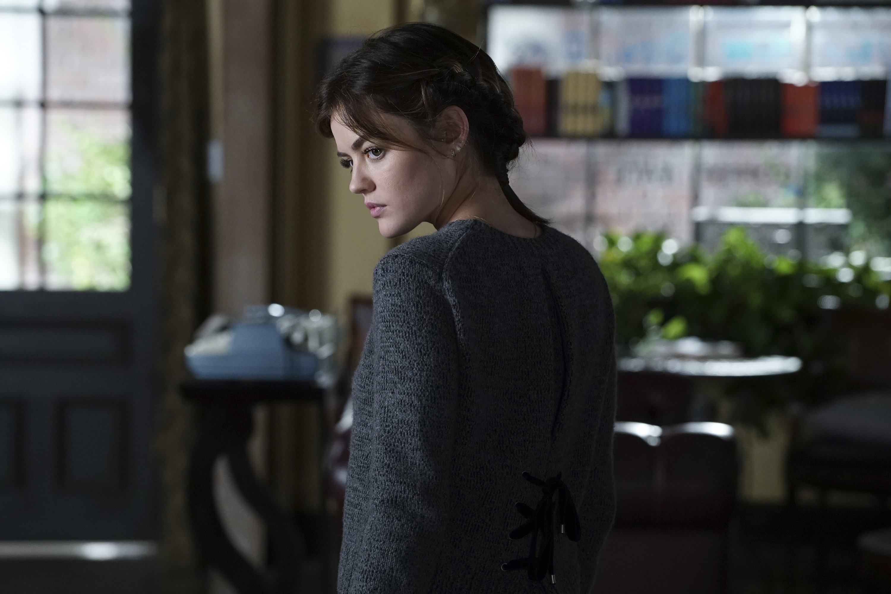 Pretty Little Liars: Choose or Lose | Season 7 | Episode 18