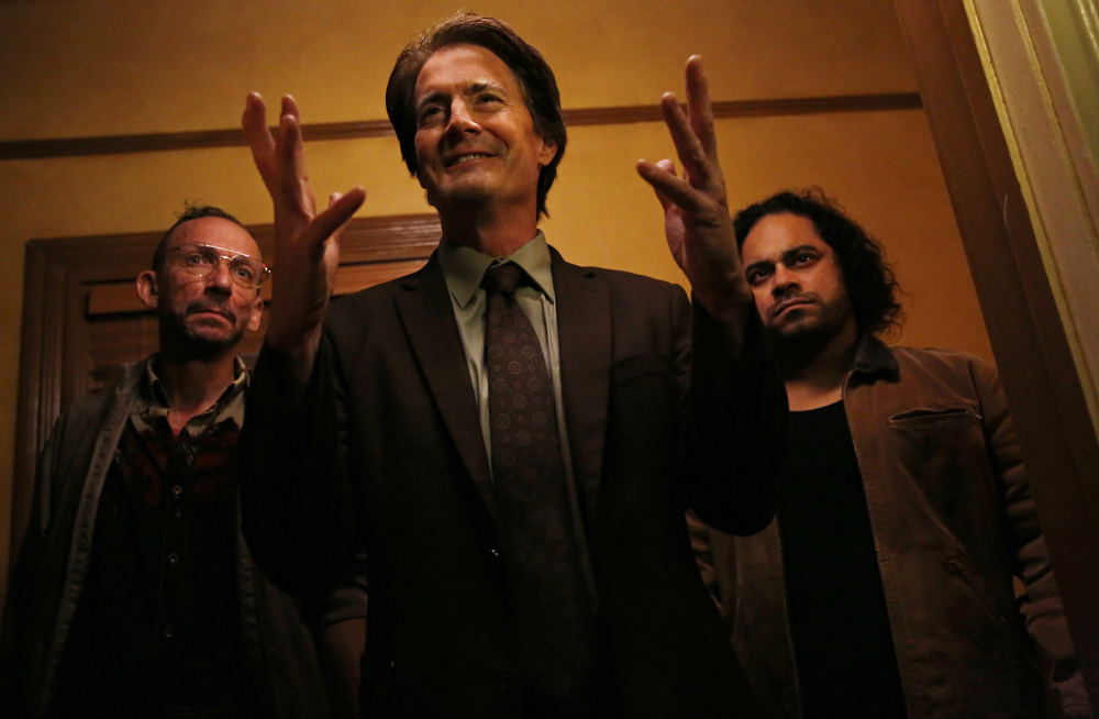 Marvel: Les agents du S.H.I.E.L.D.: One of Us | Season 2 | Episode 13