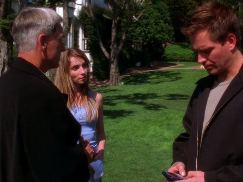 NCIS: Bikini Wax | Season 2 | Episode 18