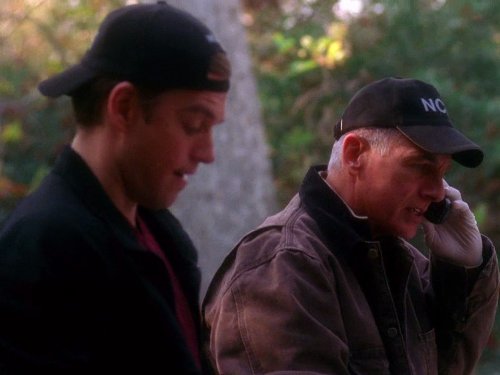 NCIS: Left for Dead | Season 1 | Episode 10