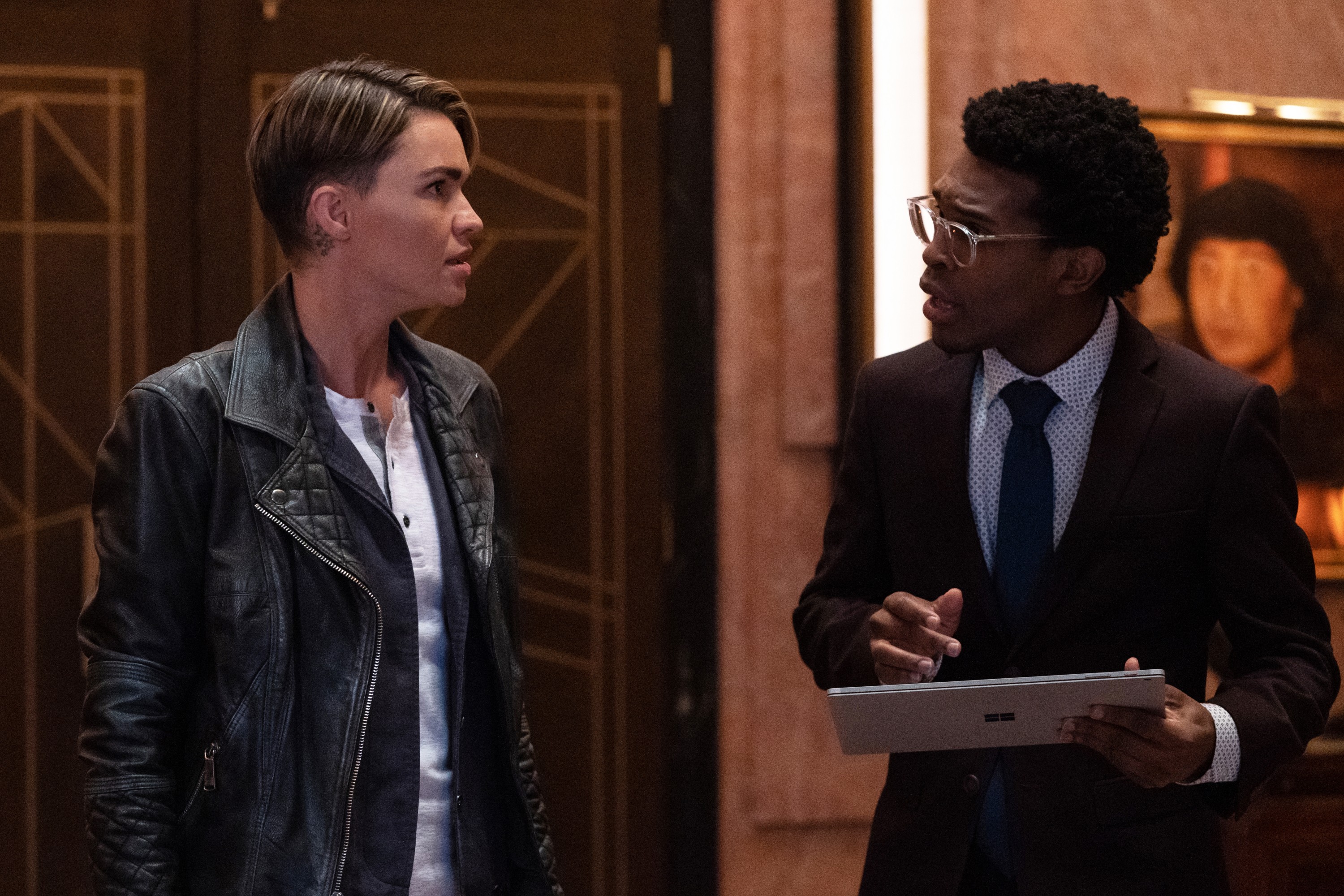 Batwoman: Take Your Choice | Season 1 | Episode 12