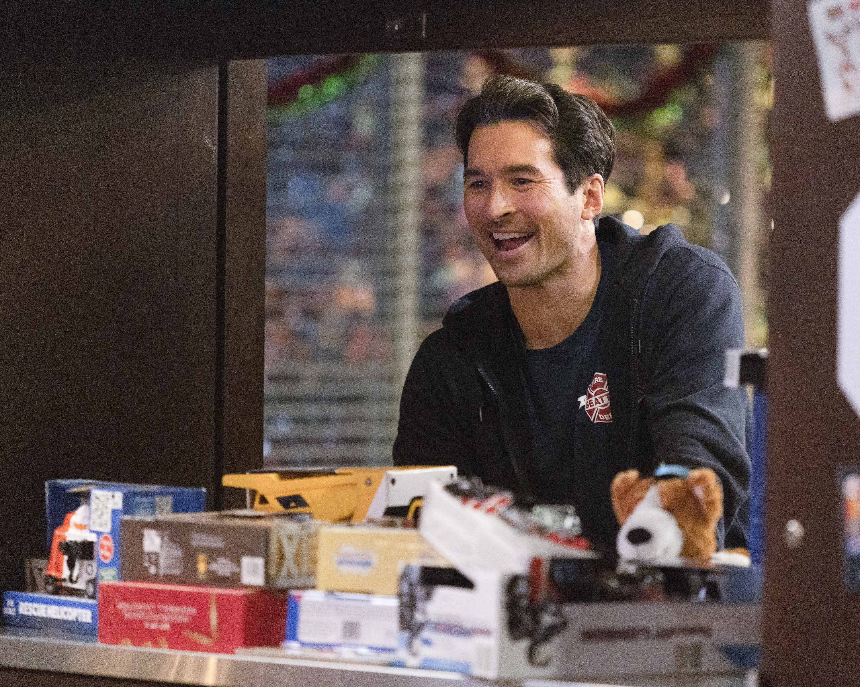 Seattle Firefighters: Die jungen Helden: All I Want for Christmas Is You | Season 5 | Episode 8