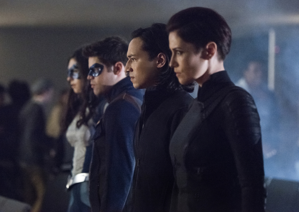 Supergirl: Back from the Future - Part One | Season 5 | Episode 11