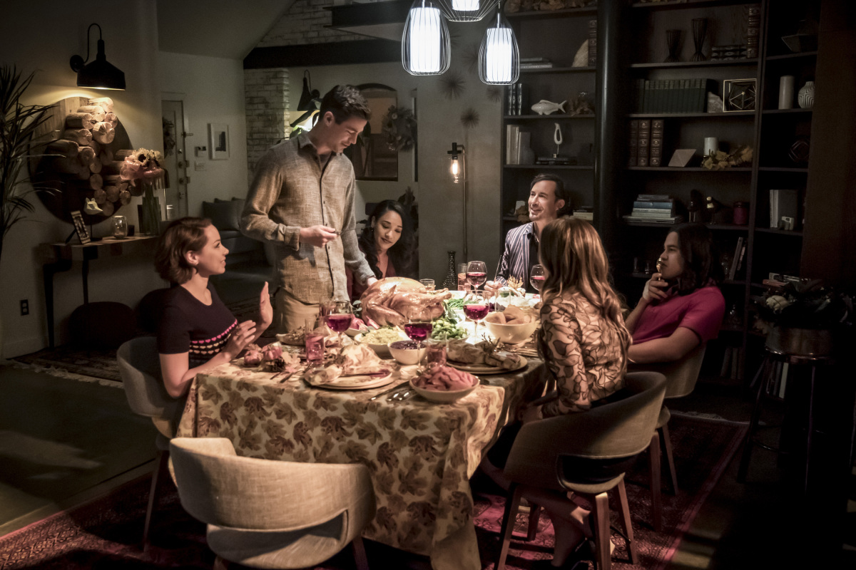 Flash: O Come, All Ye Thankful | Season 5 | Episode 7