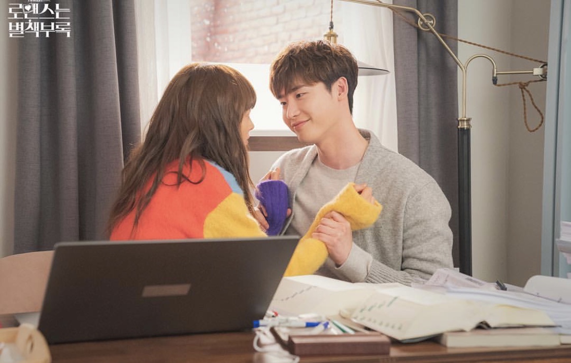 Romaenseuneun Byulchaekboorok: Ã‰pisode #1.9 | Season 1 | Episode 9
